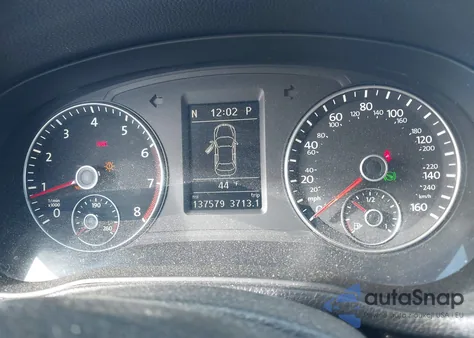 2014 Volkswagen Passat 1.8T Sel Premium z USA, uszkodzony, nr VIN 1VWCT7A34EC012015